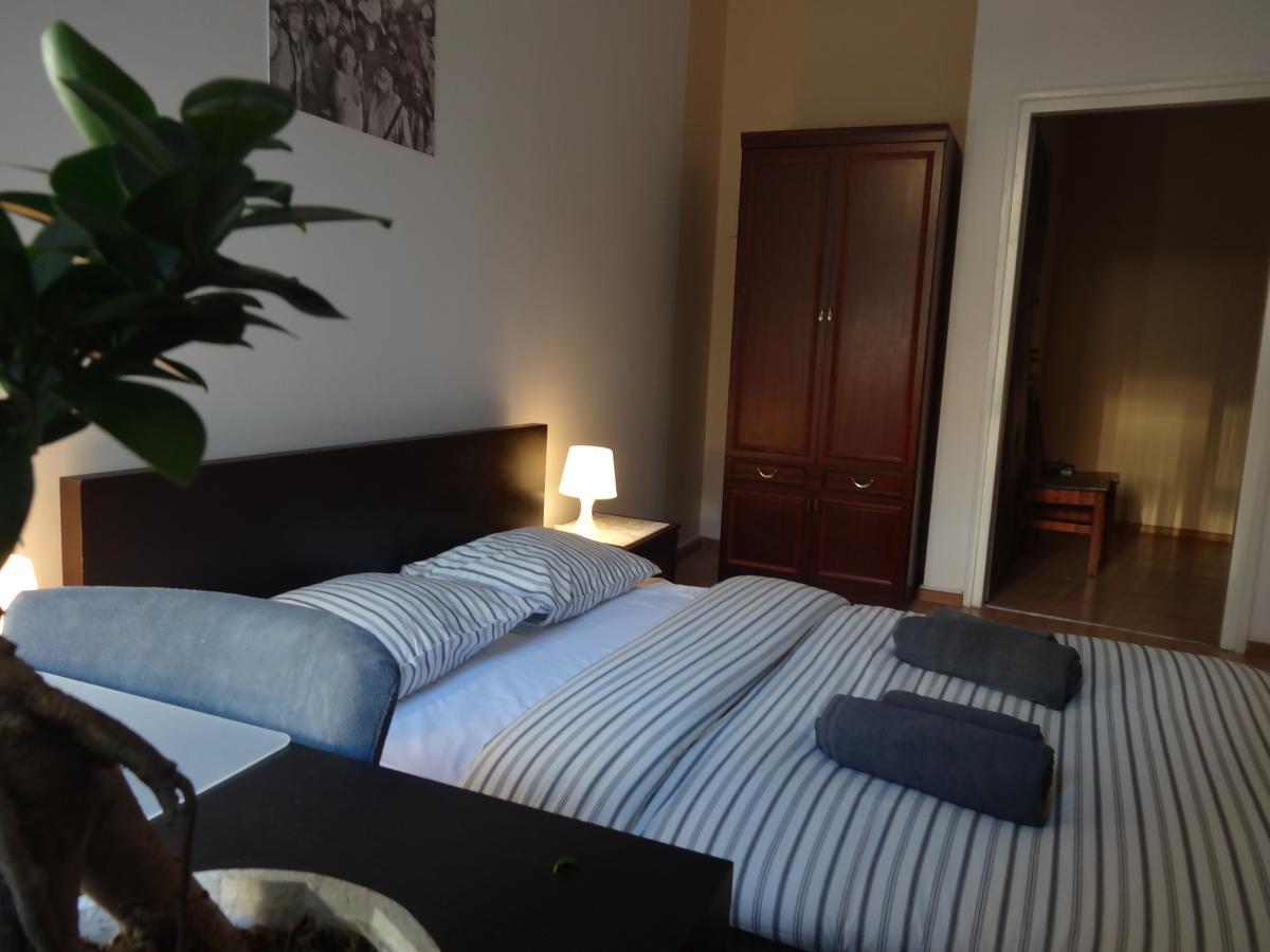 Hospedagem domiciliar U Romana *